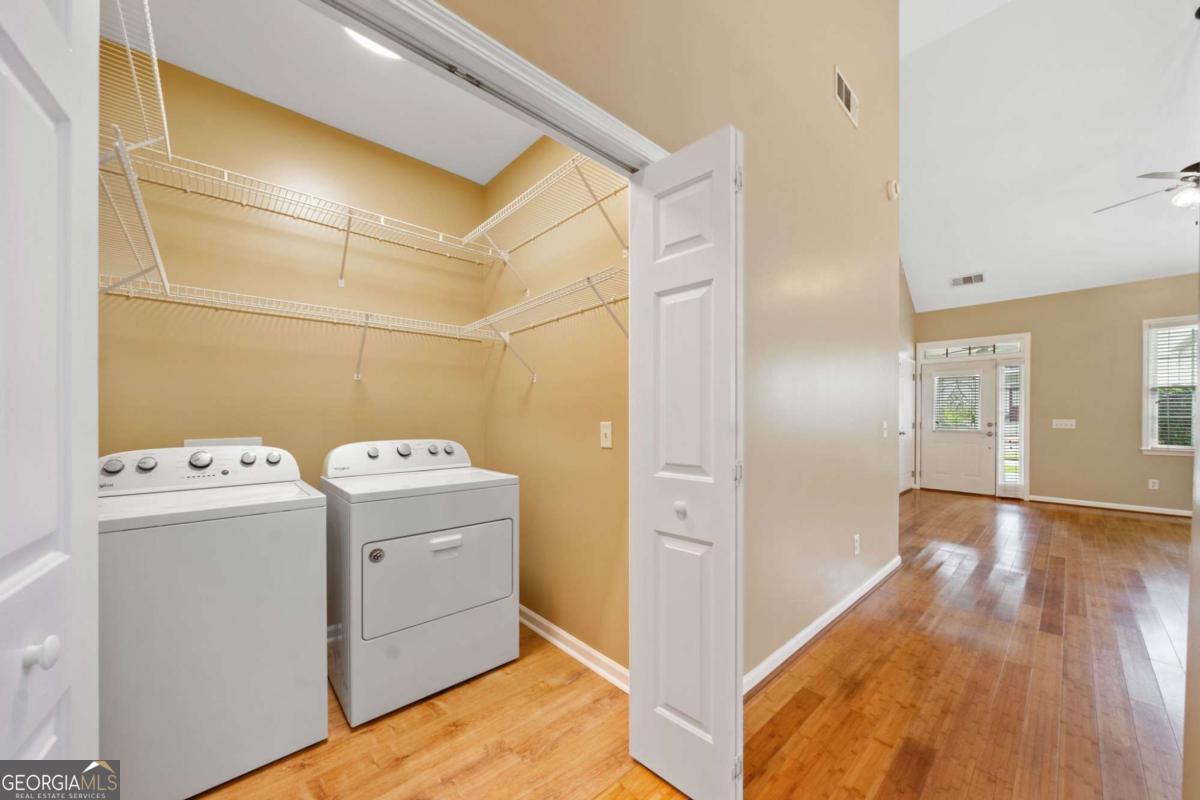 Gardenside Commons at Powers Ferry - Residential Lease