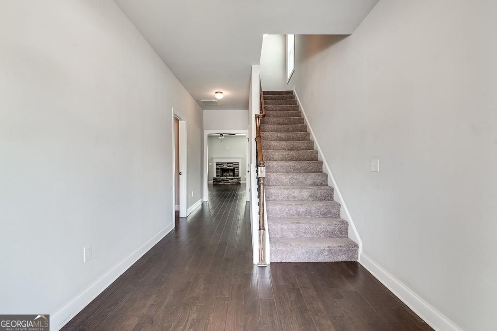 Hoschton, Georgia 30548, United States, 4 Bedrooms Bedrooms, ,3 BathroomsBathrooms,Residential,Active,110583