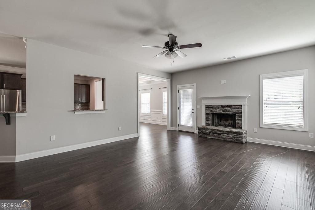 Hoschton, Georgia 30548, United States, 4 Bedrooms Bedrooms, ,3 BathroomsBathrooms,Residential,Active,110583