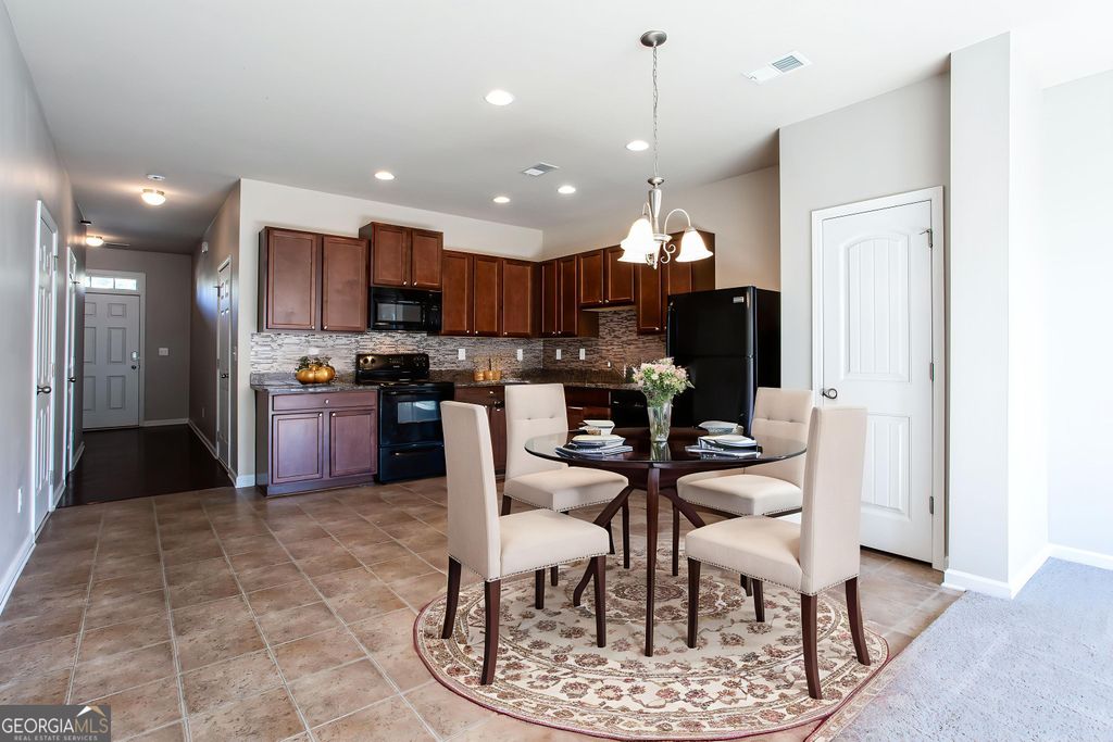 Photo of 6880 Zaniah Road SW, Atlanta, GA 30331 (MLS # 10682104)