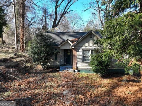 Photo of 750 Matilda Place NW, Atlanta, GA 30318 (MLS # 10682365)