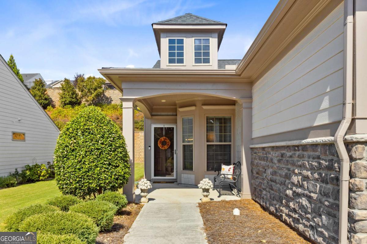 5627 Maple Bluff WAY