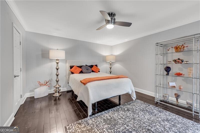 LAKEVIEW AT DUNWOODY SPRINGS - Residential