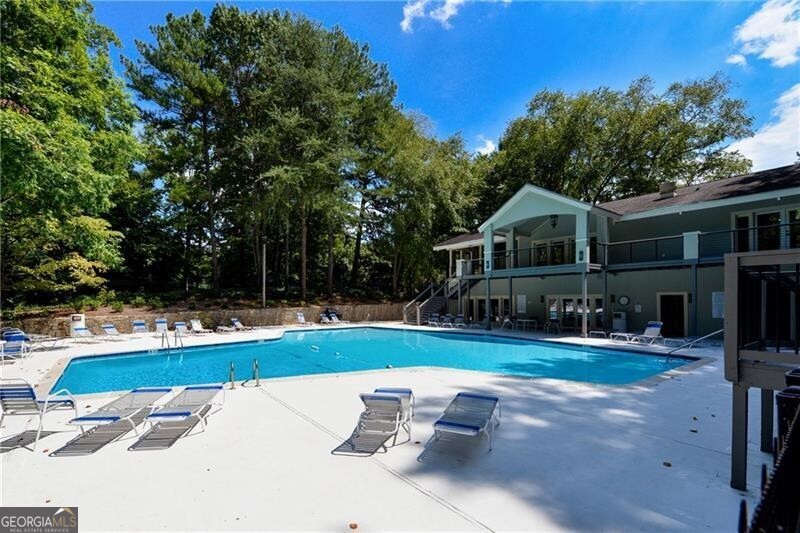 LAKEVIEW AT DUNWOODY SPRINGS - Residential