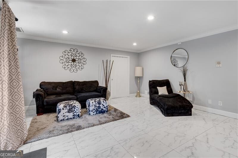 LAKEVIEW AT DUNWOODY SPRINGS - Residential