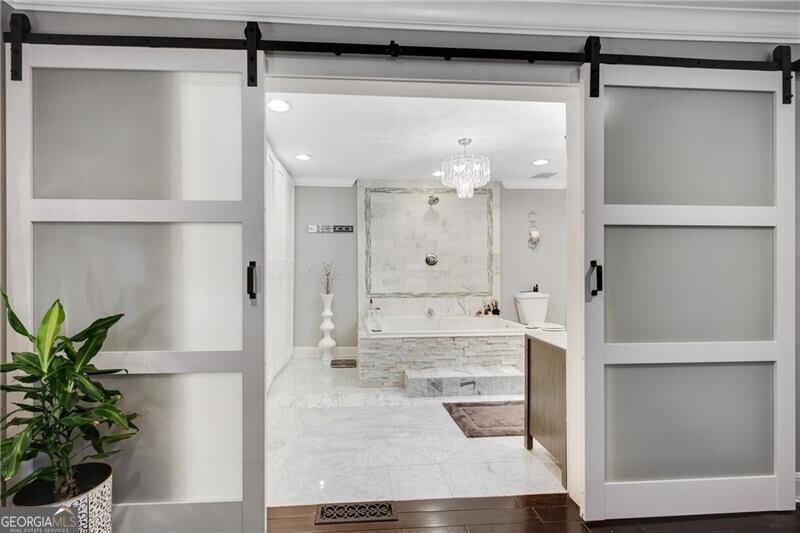 LAKEVIEW AT DUNWOODY SPRINGS - Residential