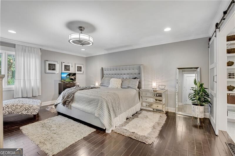 LAKEVIEW AT DUNWOODY SPRINGS - Residential