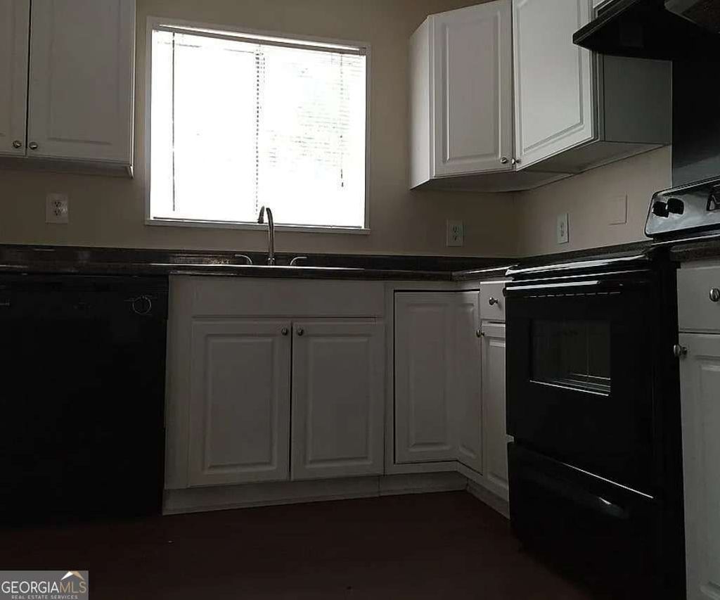 Photo of 4097 Clay Drive, Atlanta, GA 30360 (MLS # 10671460)