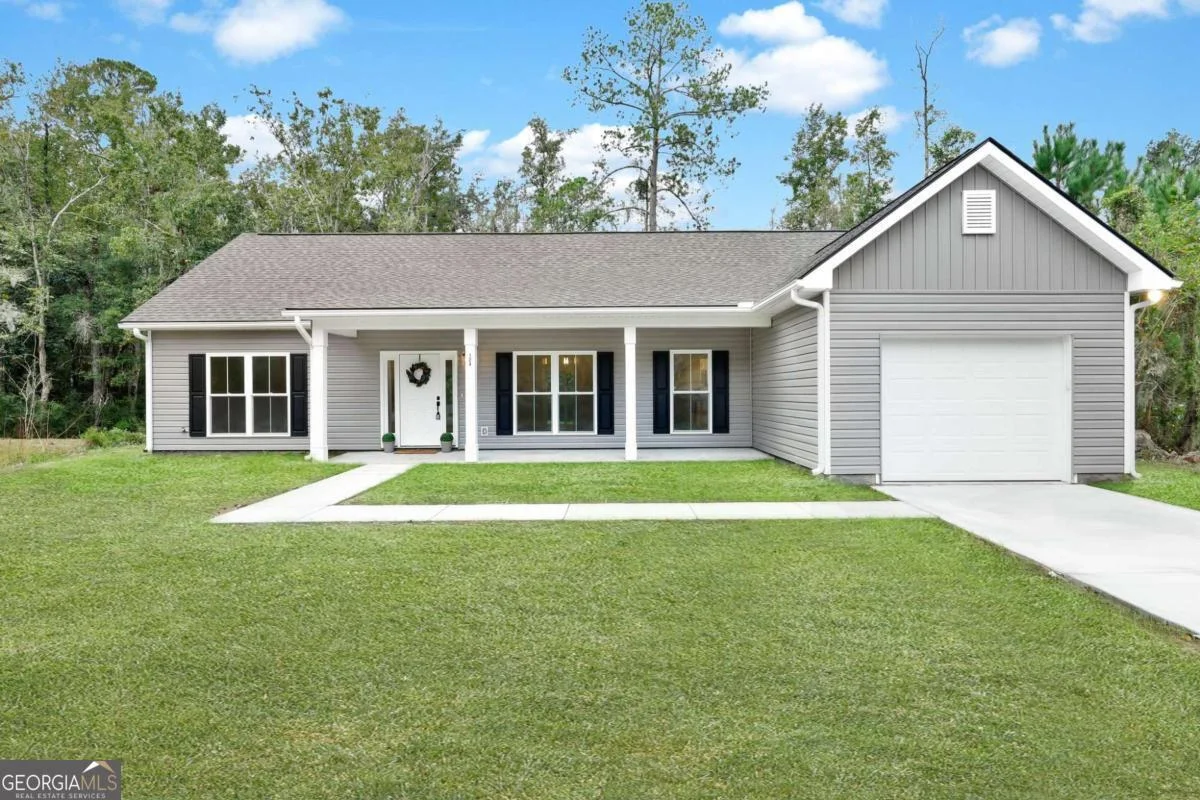 124 Creekwood Circle