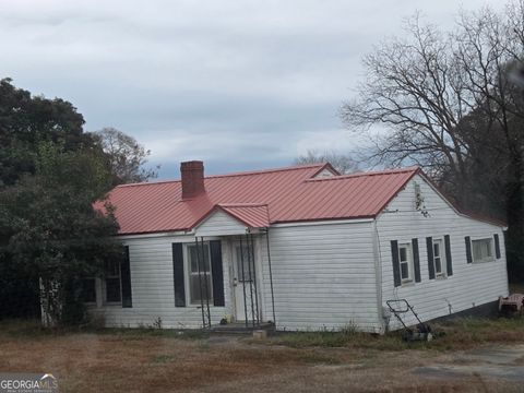 1404 N Forest AVE Hartwell GA 30643