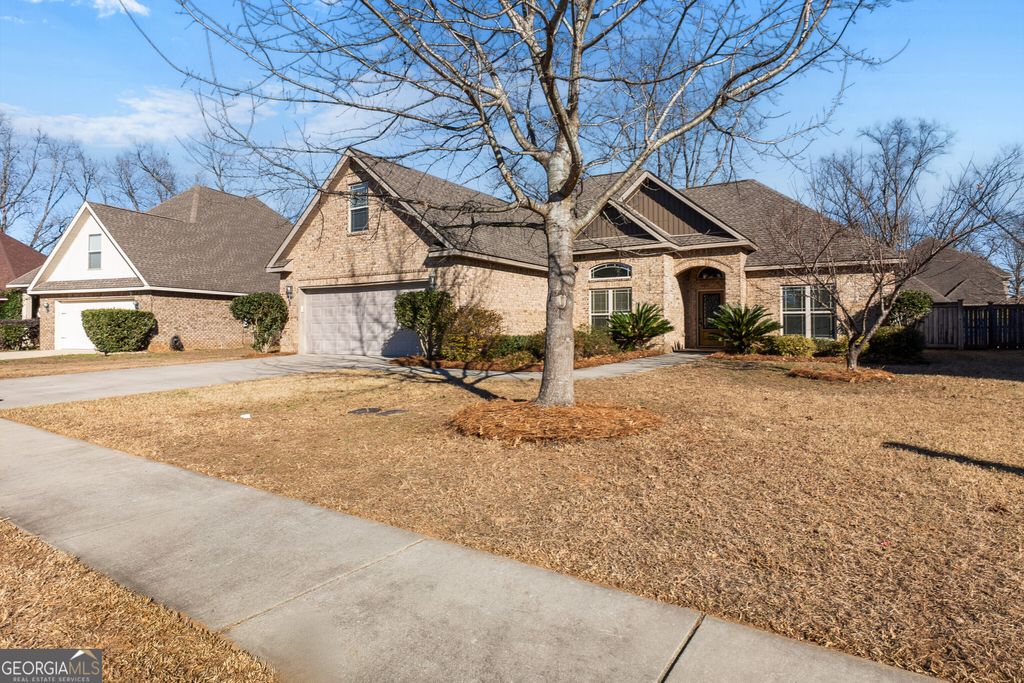 Photo of 112 Parkview Grove Grv, Kathleen, GA 31047 (MLS # 10675443)