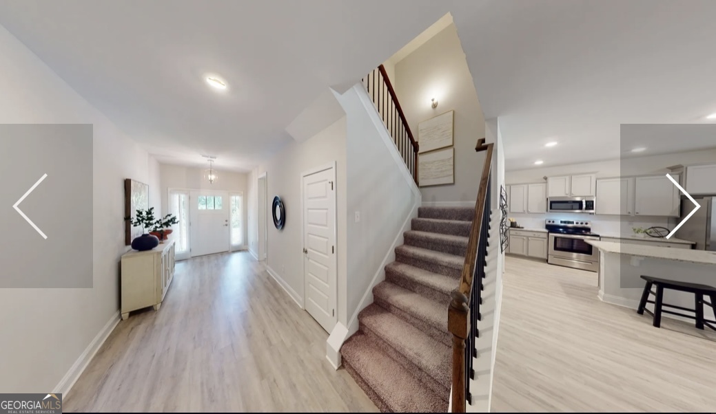 61 CRAB ORCHARD WAY
