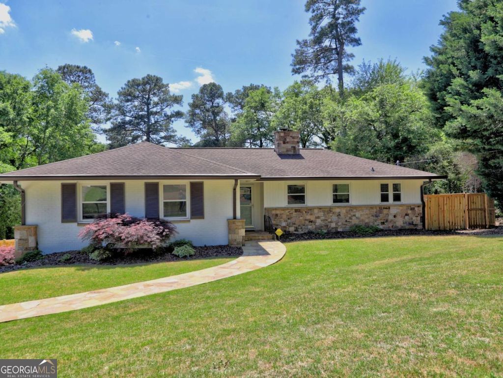 Photo of 393 Hilderbrand Drive, Sandy Springs, GA 30328 (MLS # 10733359)