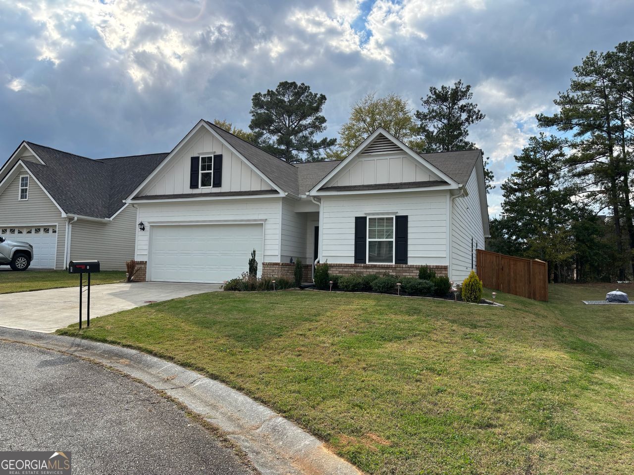 8 Kayla DR NW