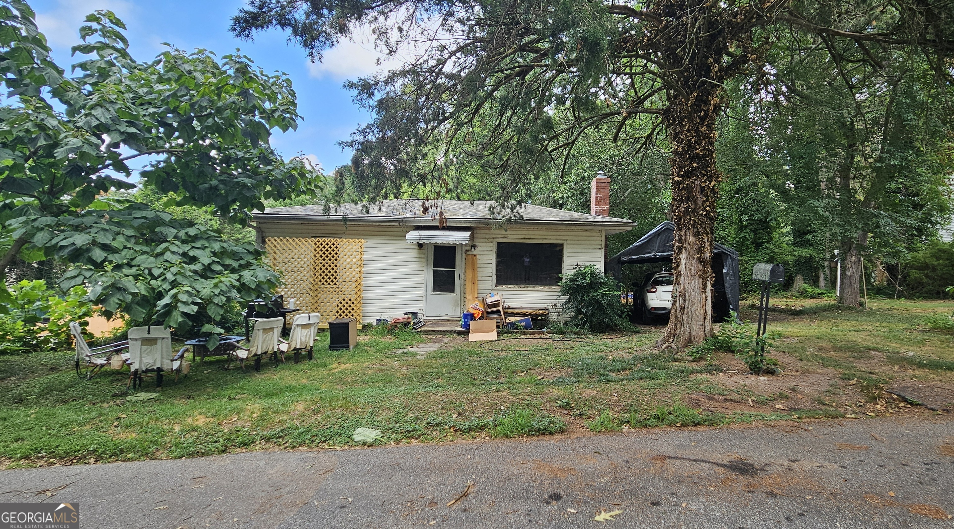 1112 Alpine ST