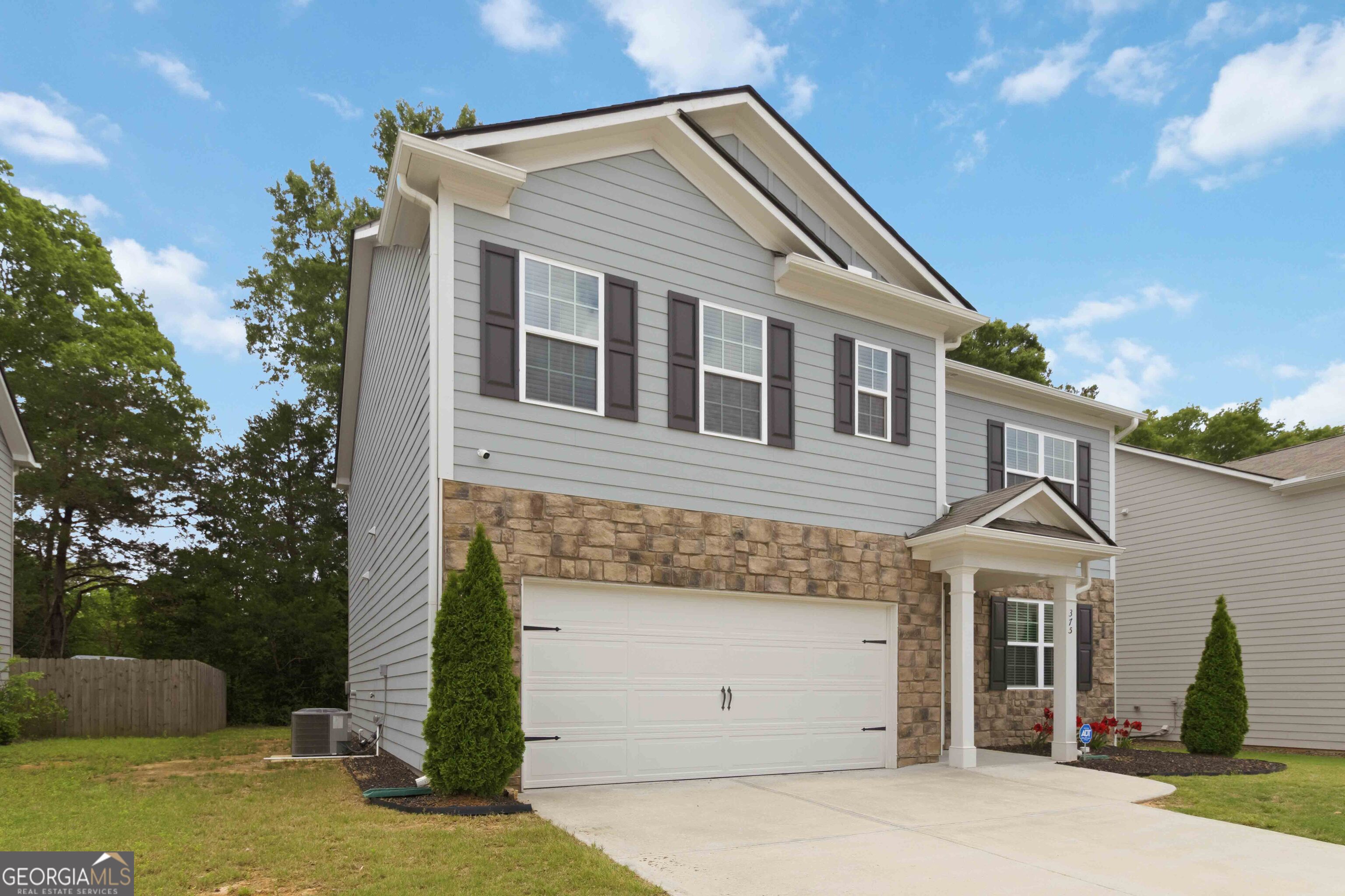 375 Starbuck PKWY