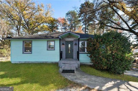 5211 Oakdale RD SE Smyrna GA 30082