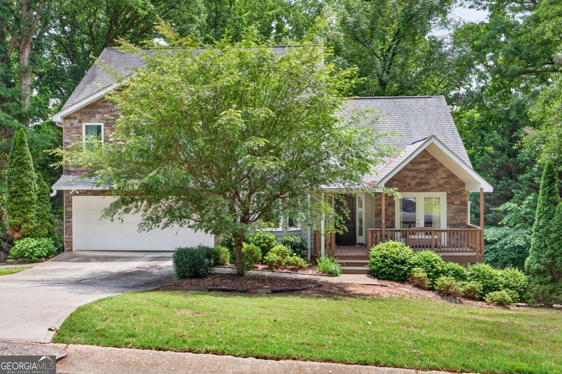 465 Emerald Parkway