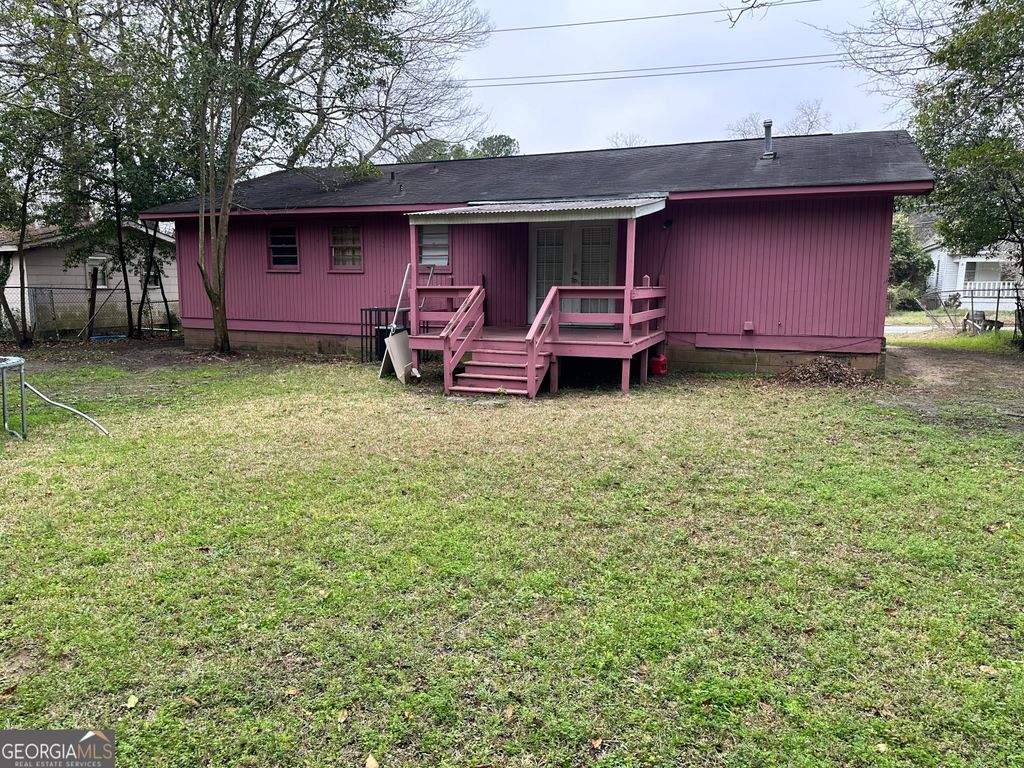 Photo of 3881 Grand Ave, Macon, GA 31206 (MLS # 10655222)