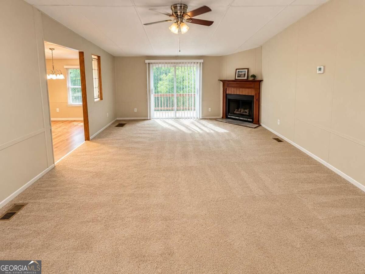 729 Doster CIR
