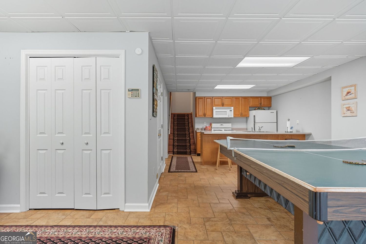LANIER COUNTRY CLUB ESTATES - Residential