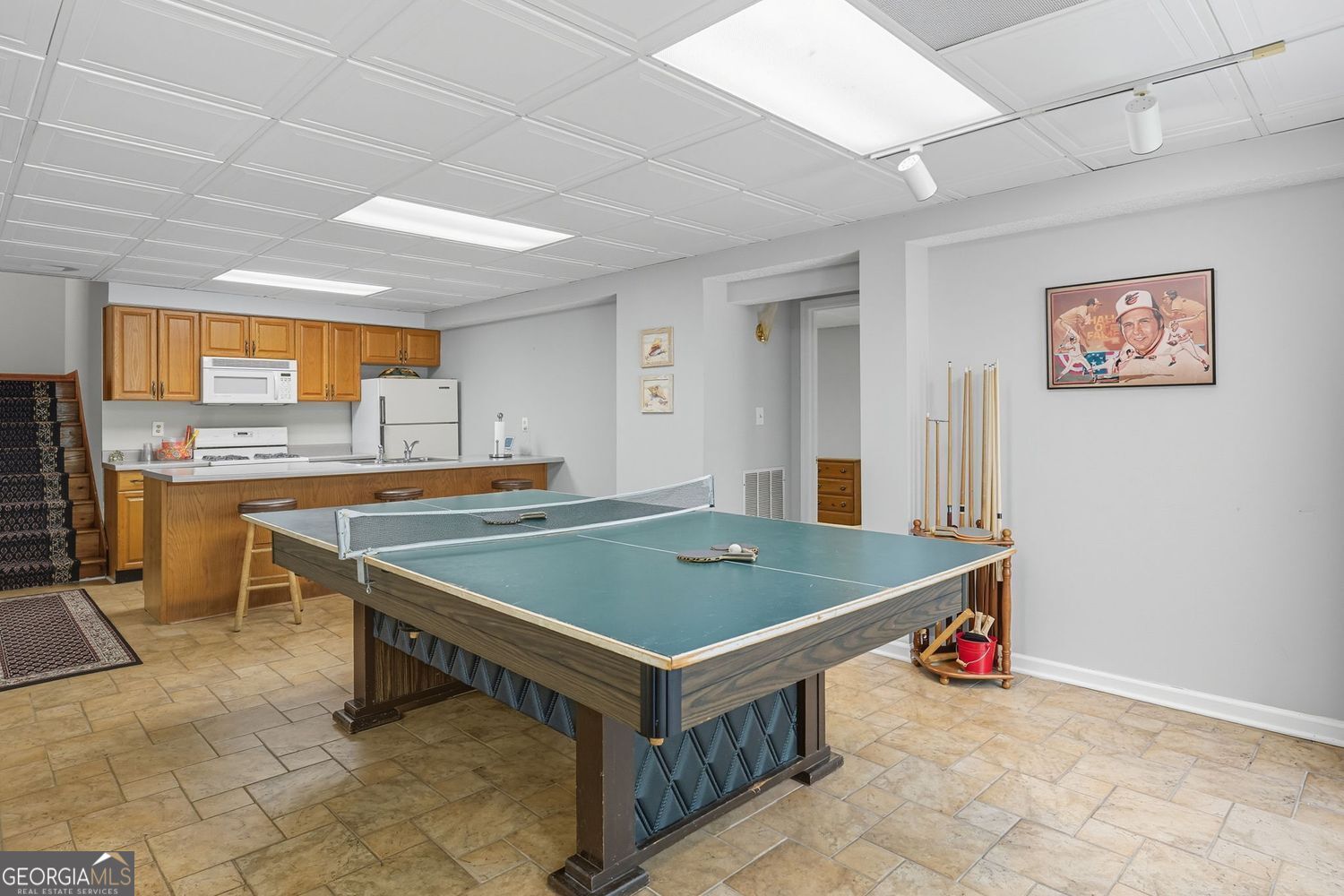 LANIER COUNTRY CLUB ESTATES - Residential