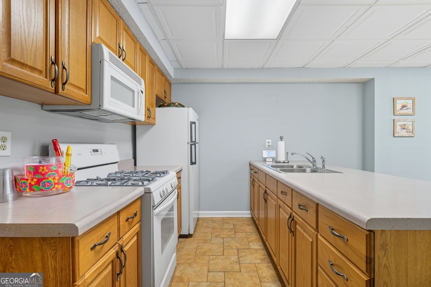 LANIER COUNTRY CLUB ESTATES - Residential