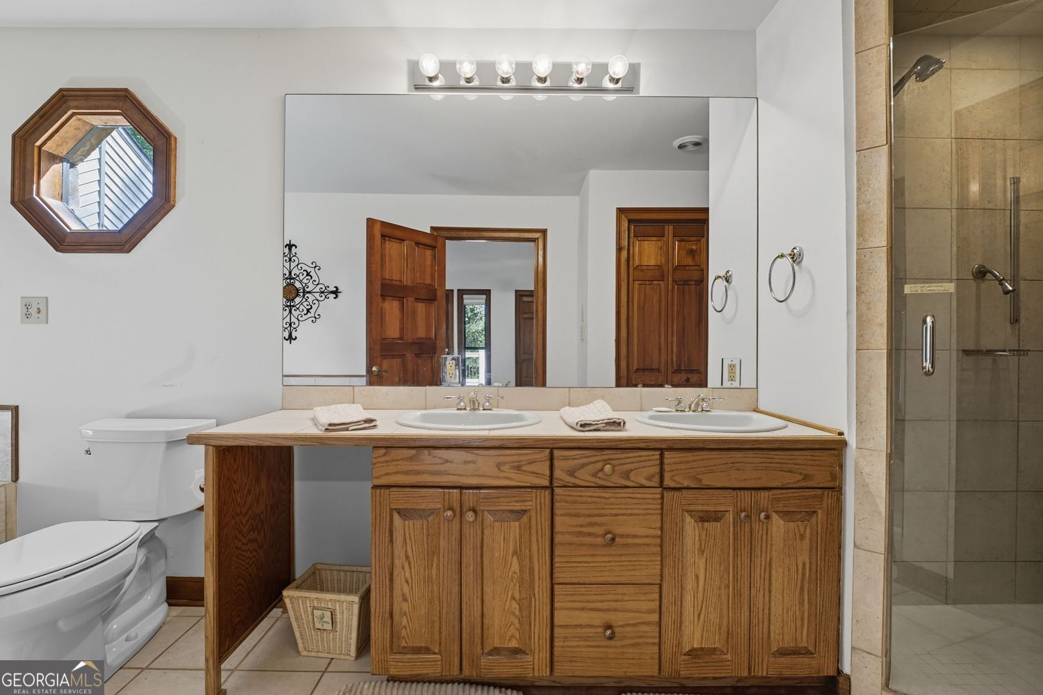 LANIER COUNTRY CLUB ESTATES - Residential