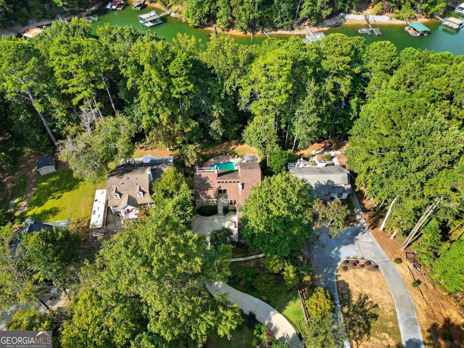 LANIER COUNTRY CLUB ESTATES - Residential