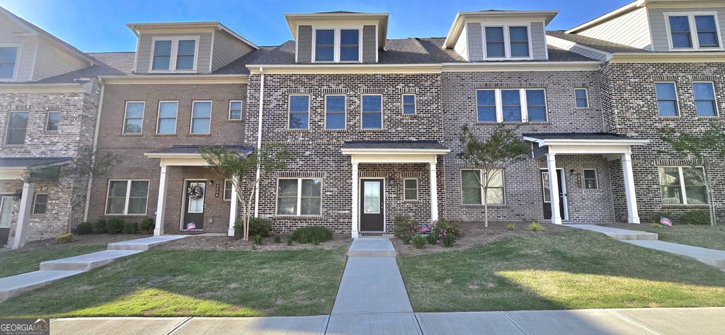 Photo of 3608 Hidden Valley Cir, Lawrenceville, GA 30044 (MLS # 10839614)