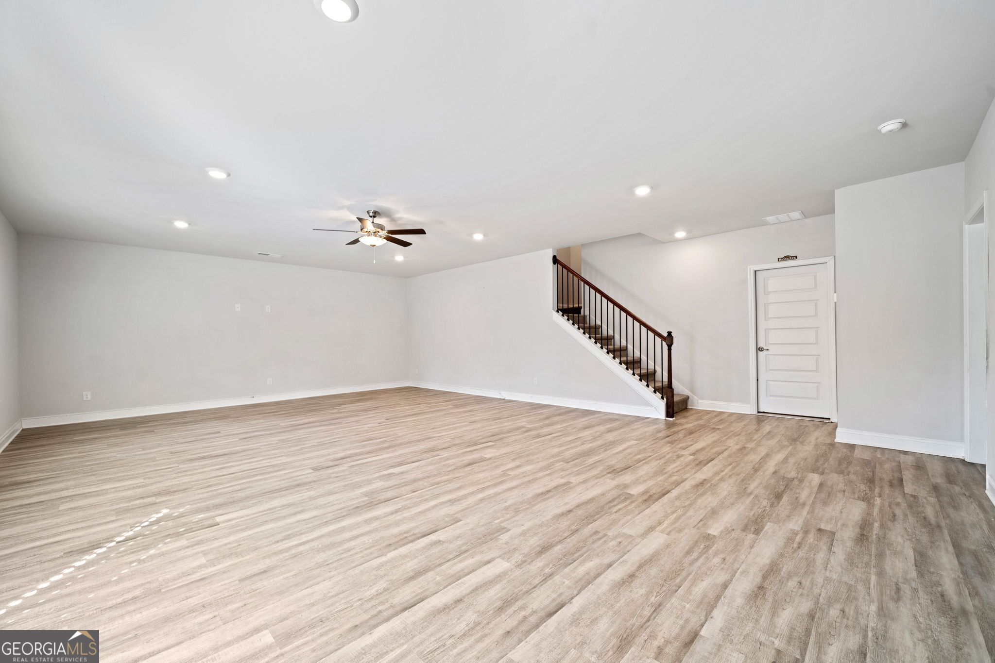 Dawsonville, Georgia 30534, United States, 5 Bedrooms Bedrooms, ,4 BathroomsBathrooms,Residential,Active,105451