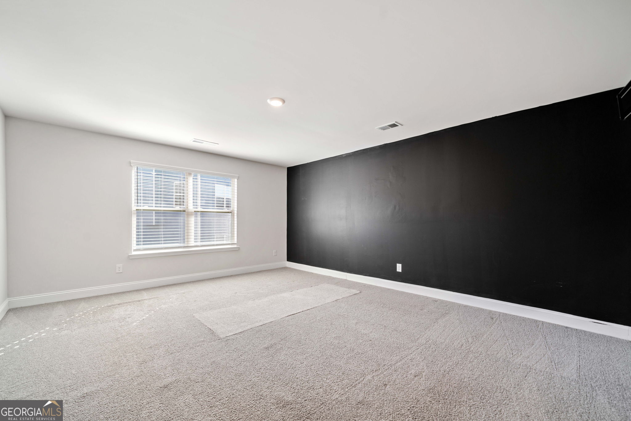 Dawsonville, Georgia 30534, United States, 5 Bedrooms Bedrooms, ,4 BathroomsBathrooms,Residential,Active,105451