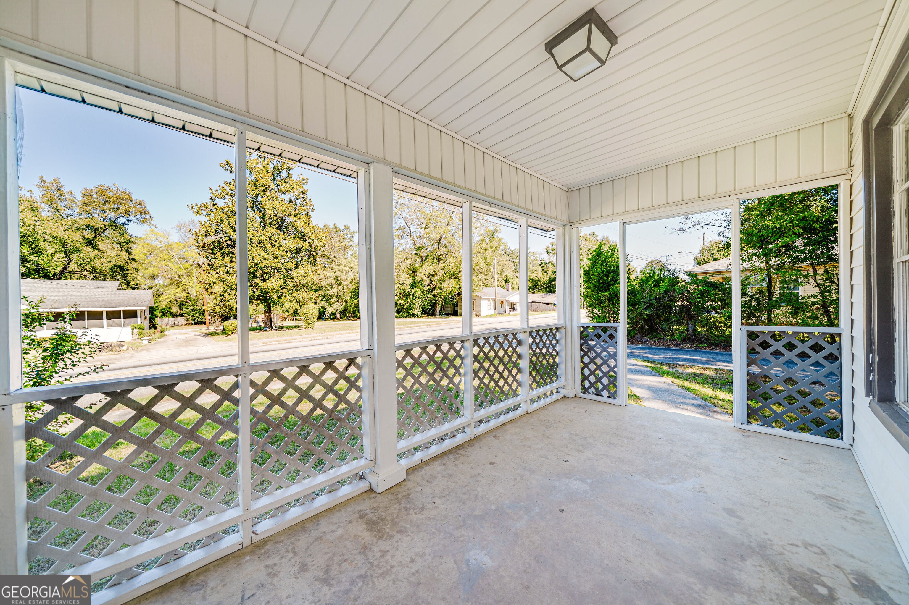 1260 Rocky Creek RD