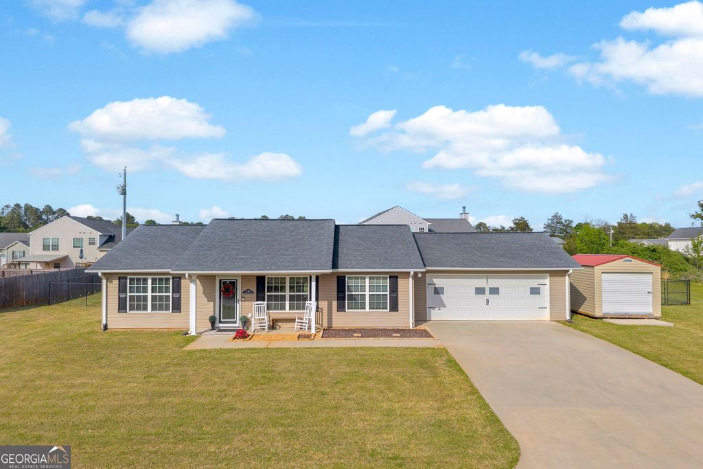 Photo of 181 Charity Drive, Lavonia, GA 30553 (MLS # 10725790)