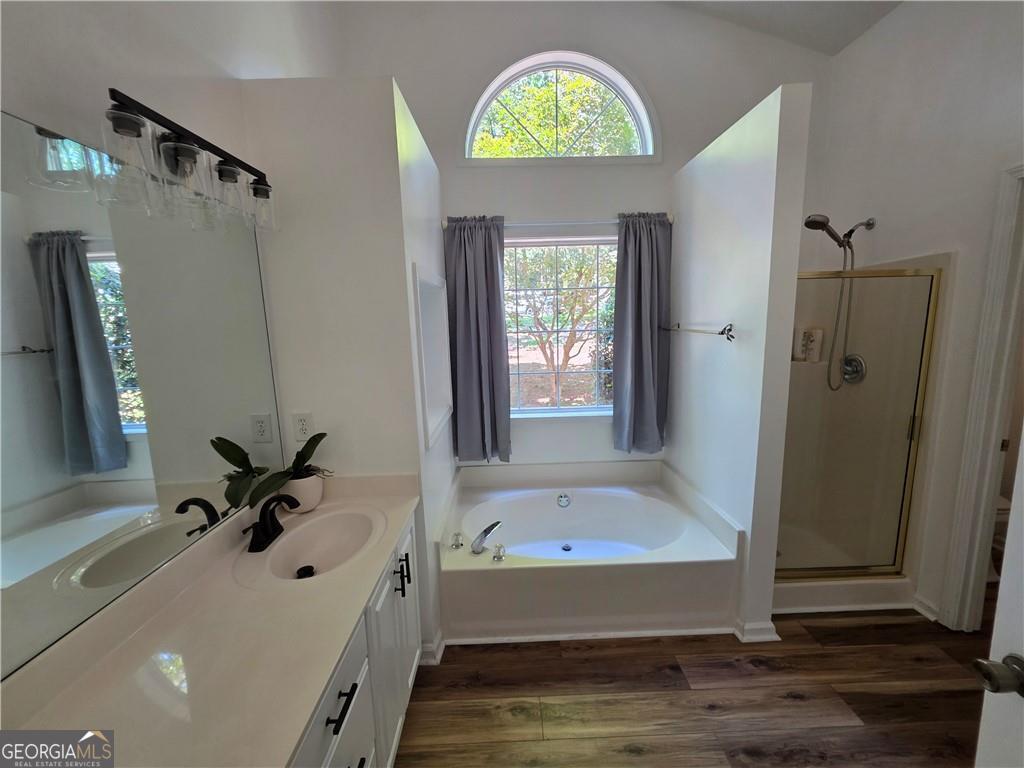 Cumming, Georgia 30040, United States, 3 Bedrooms Bedrooms, ,2 BathroomsBathrooms,Residential,Active,197385