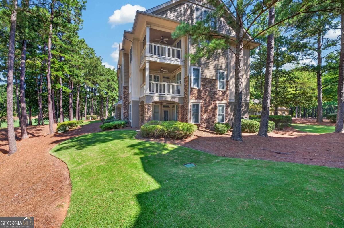 1020 F Creekside F