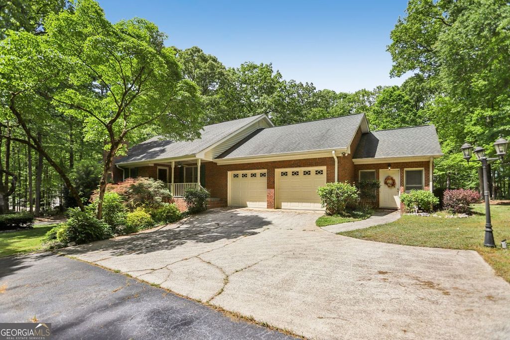 Photo of 13597 Woolsey Road, Hampton, GA 30228 (MLS # 10753567)