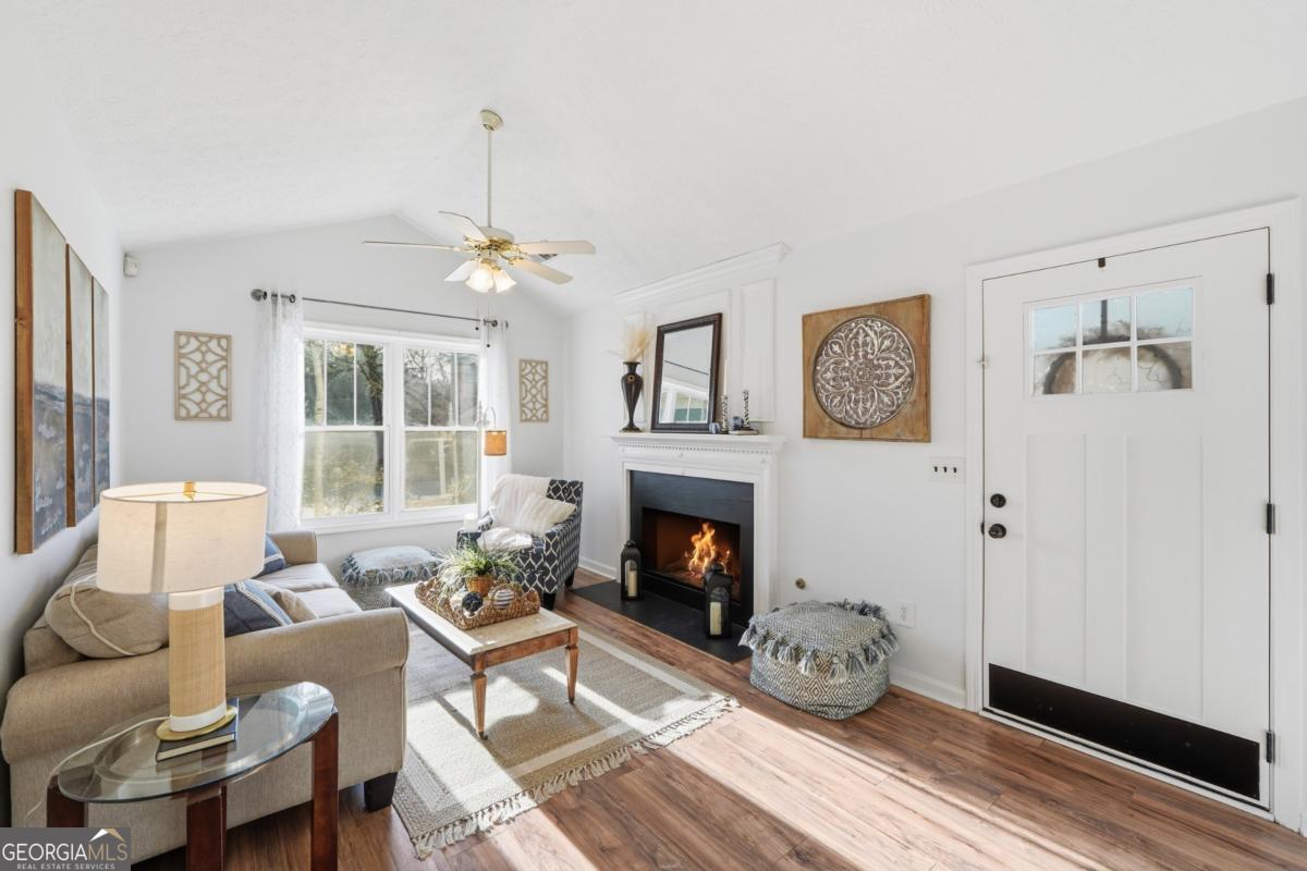 3920 Maple Valley DR