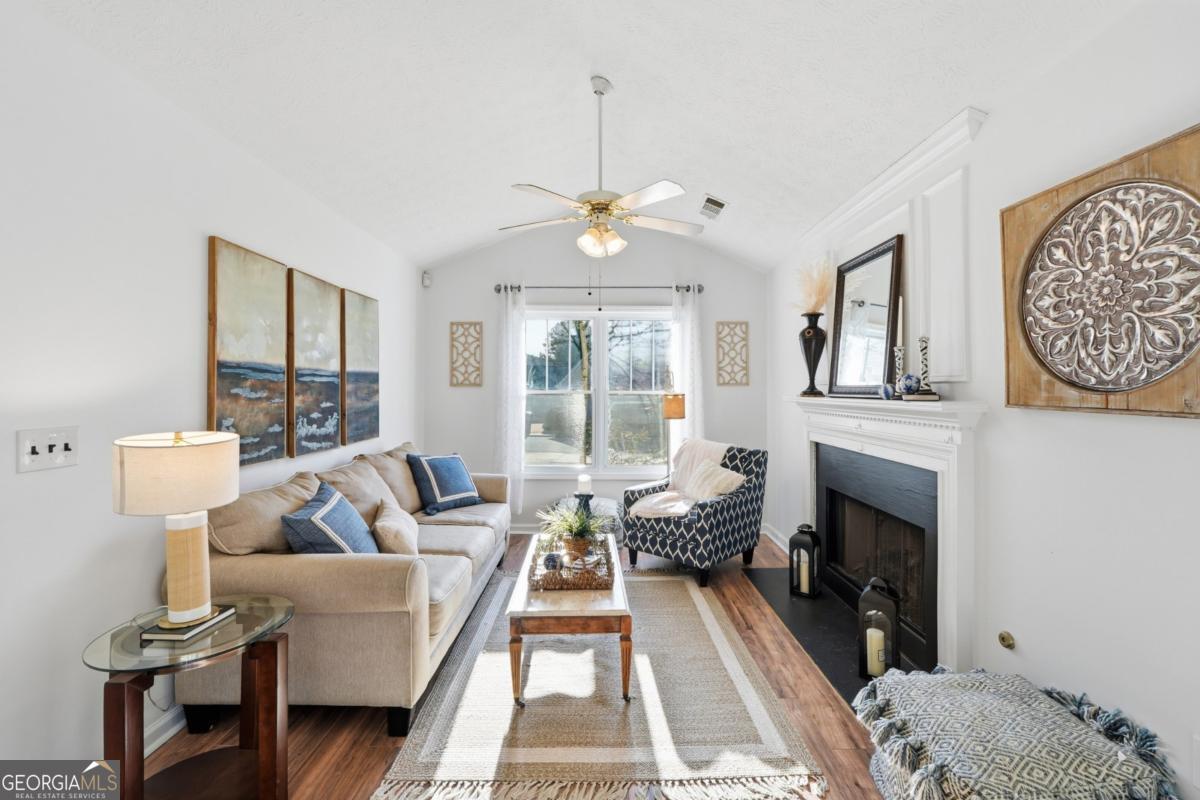 3920 Maple Valley DR