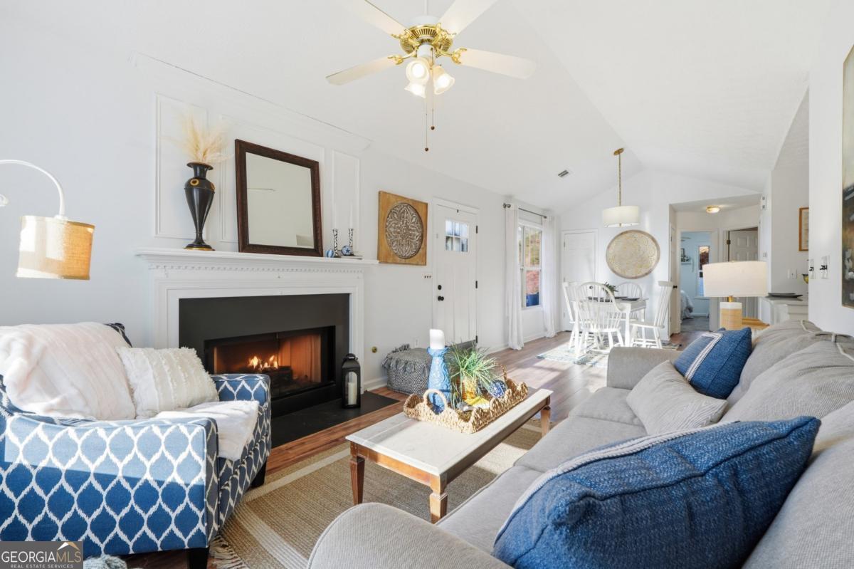 3920 Maple Valley DR