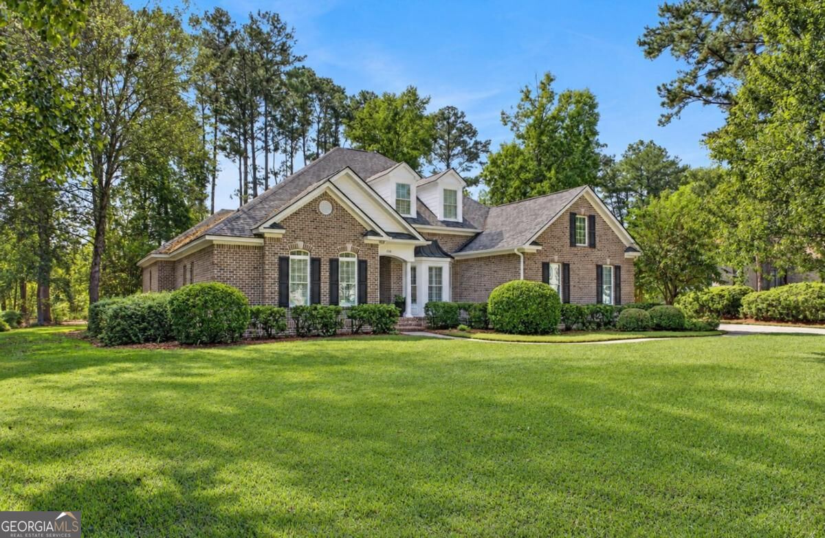 126 Grand DR