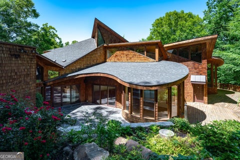 Photo of 120 Laurel Drive NE, Atlanta, GA 30342 (MLS # 10833165)