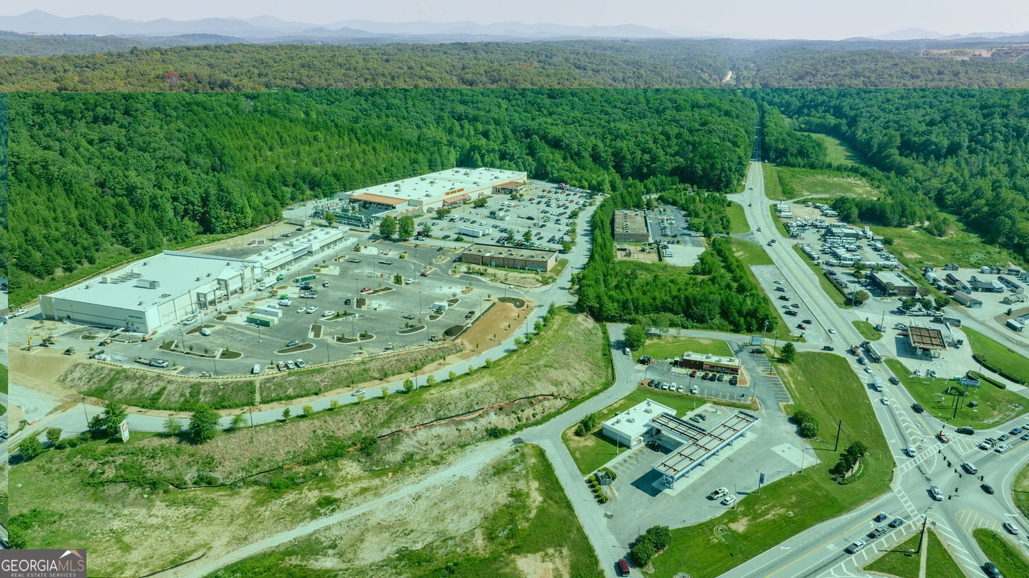 Dahlonega, Georgia 30533, United States, ,Commercial,Active,240108