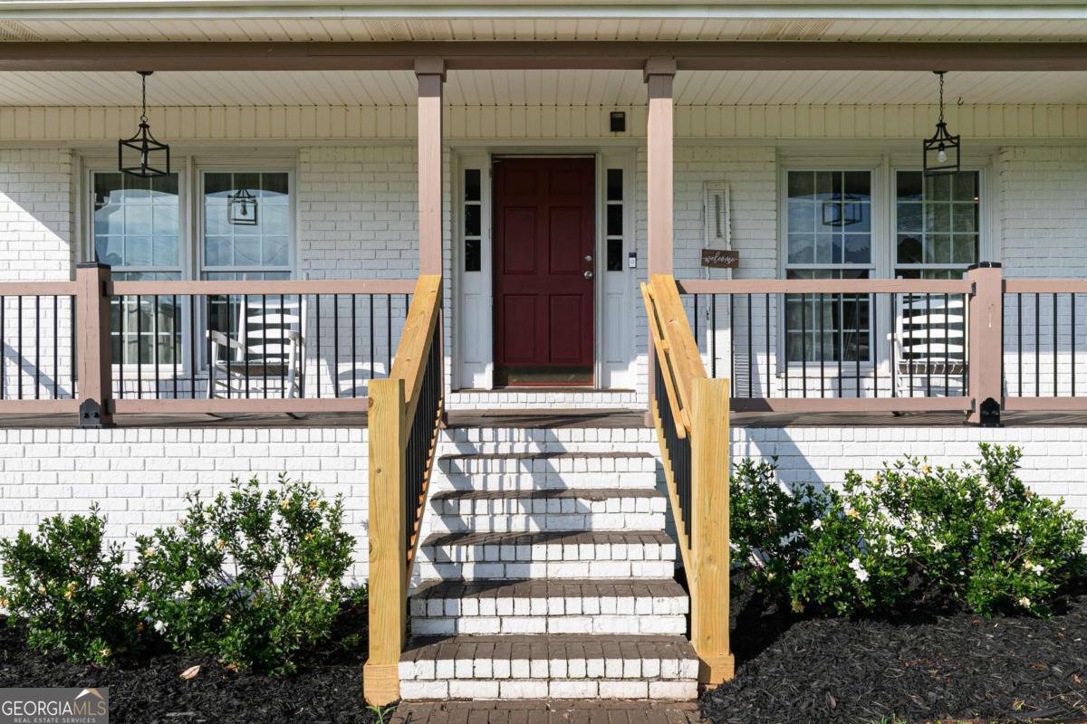 2598 Macland RD