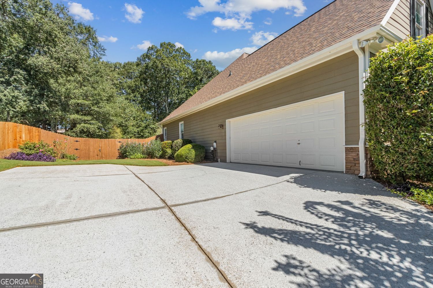 Bethlehem, Georgia 30620, United States, 4 Bedrooms Bedrooms, ,4 BathroomsBathrooms,Residential,Active,203841