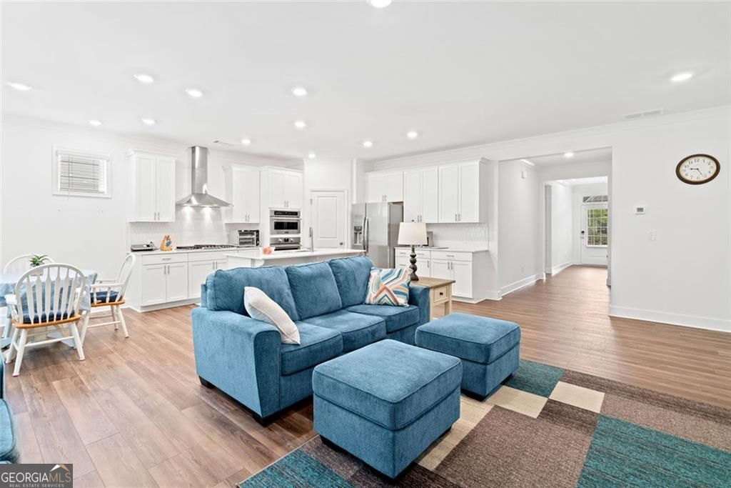 Canton, Georgia 30114, United States, 3 Bedrooms Bedrooms, ,2 BathroomsBathrooms,Residential,Active,151242