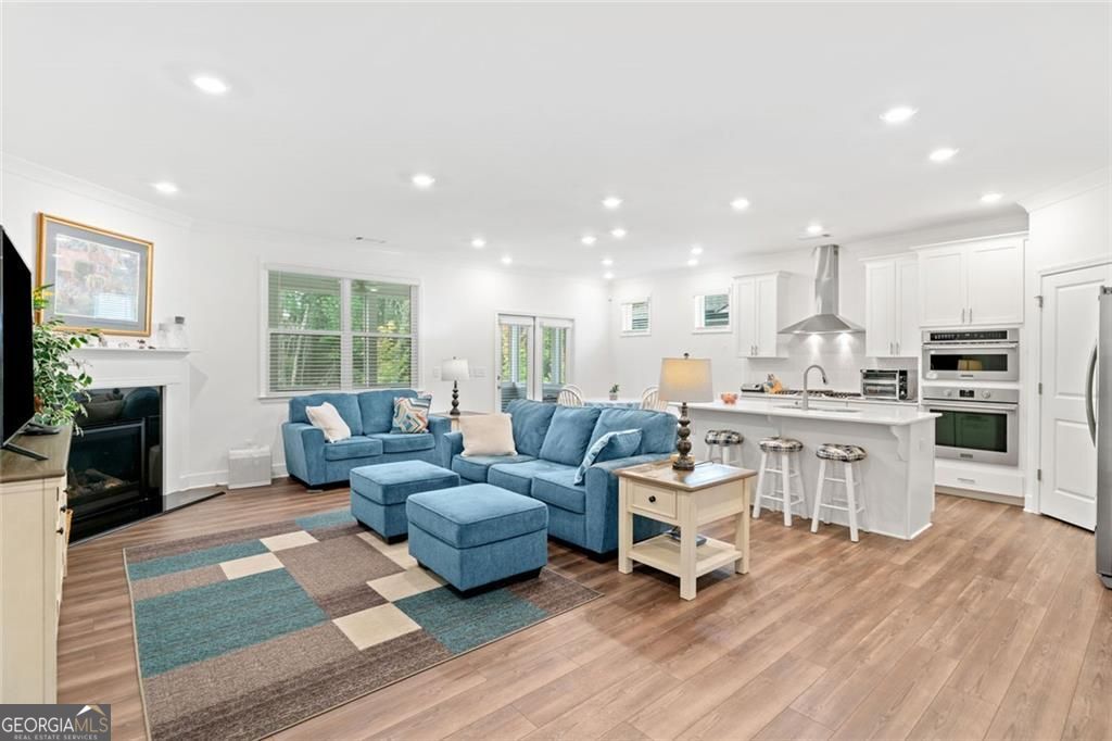 Canton, Georgia 30114, United States, 3 Bedrooms Bedrooms, ,2 BathroomsBathrooms,Residential,Active,151242