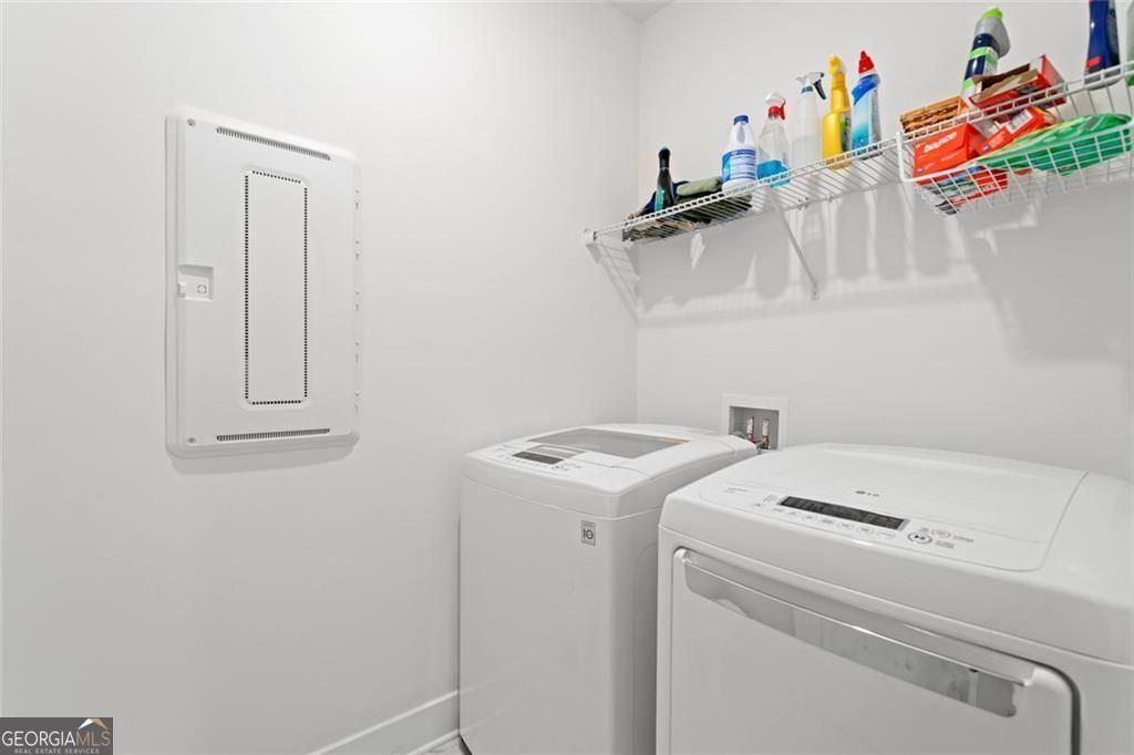 Canton, Georgia 30114, United States, 3 Bedrooms Bedrooms, ,2 BathroomsBathrooms,Residential,Active,151242