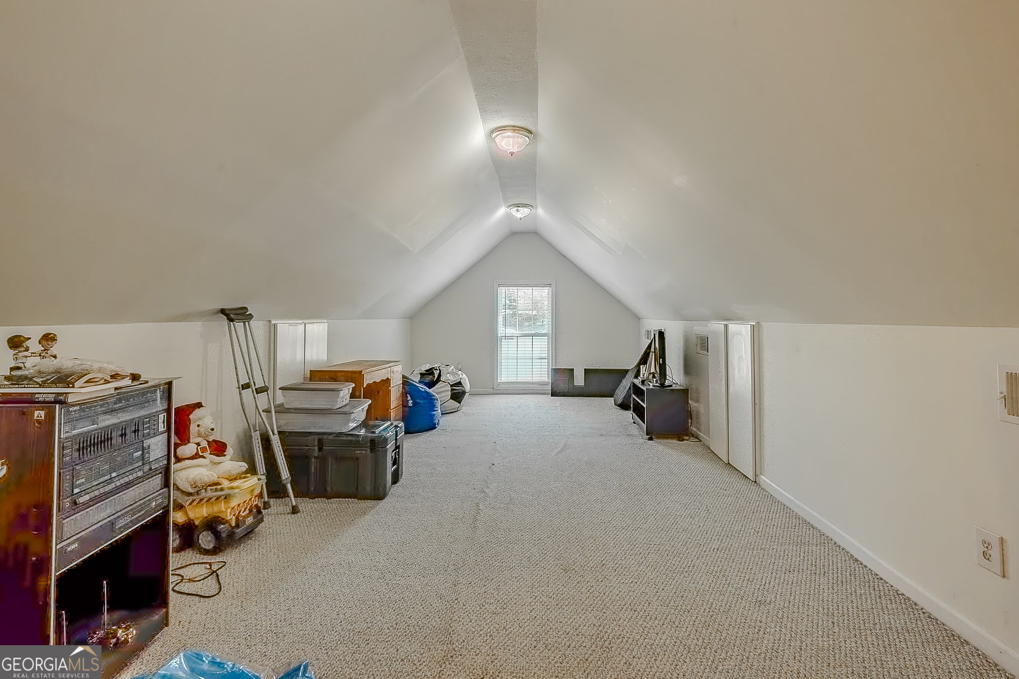 Vinnys Lake - Residential