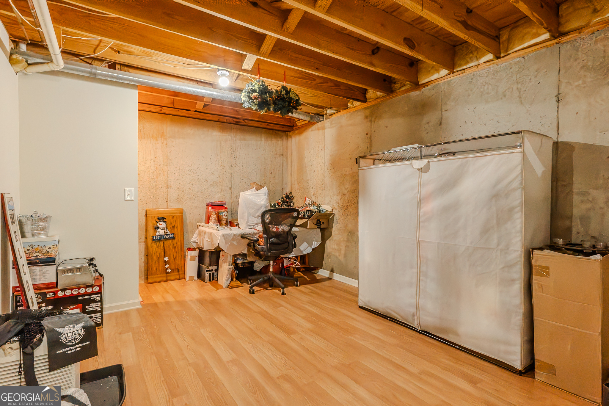 Vinnys Lake - Residential